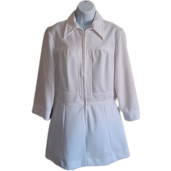 Vintage Tops - 70s Classic Uniform Top, White Cottage Nurse Vintage Veterinarian Scrubs